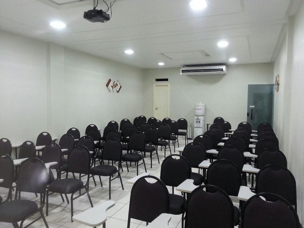 Tapajós Center Hotel Santarém Buitenkant foto